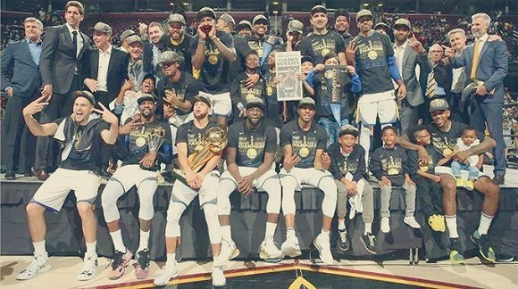 欧冠球员表现评析：C罗连续进球,（欧冠球员发挥观察：C罗连场破门）