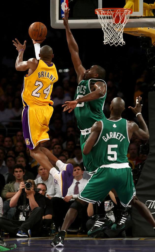 419场，张稀哲超越杨智位列国安队史总出场数第二（张稀哲出战第419场，超越杨智升至国安队史出场榜第二）