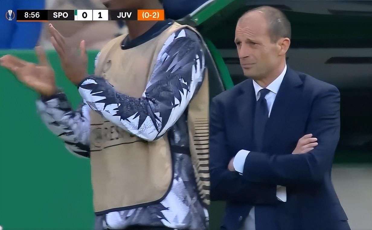 世体：埃里克与巴萨就续约达成初步协议，他曾收到恩里克邀请（世体：埃里克与巴萨已初步达成续约共识，曾接到恩里克邀约）