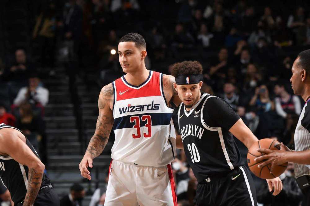 外媒：马拉多纳的宝马i8进行拍卖，起拍价1万欧元（外媒曝马拉多纳的宝马i8将上拍，起拍价1万欧元）