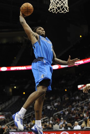 WTT总决赛：林诗栋／蒯曼1-3不敌林仲勋／申裕斌无缘决赛（林诗栋／蒯曼1-3负于林仲勋／申裕斌，WTT总决赛无缘争冠）