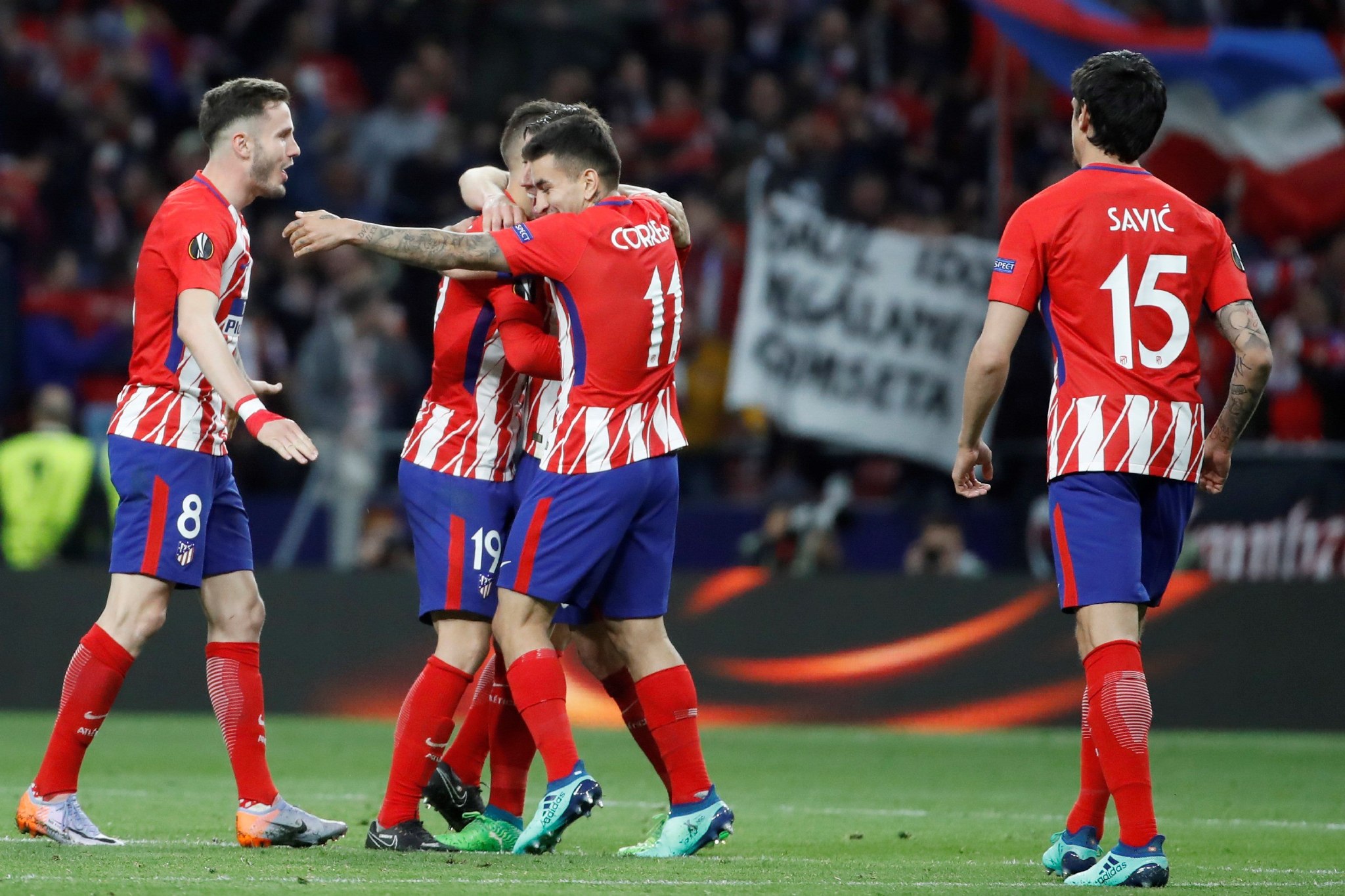 弗法纳：埃斯特旺还很年轻，但他非常出色，天赋惊人（弗法纳：埃斯特旺年少却实力非凡，天赋异禀）