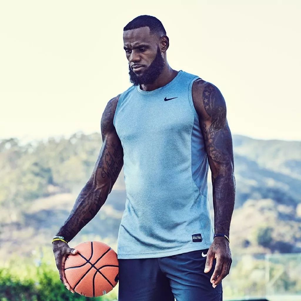 足记·风云丨2025足协杯巅峰之战—侯森（风云足记：侯森征战2025足协杯终极对决）